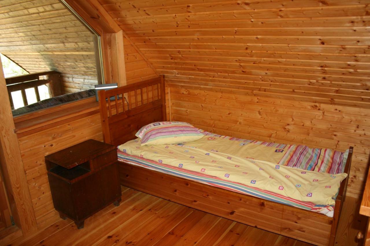 Villa Jaunzemji à Dzeņi Extérieur photo